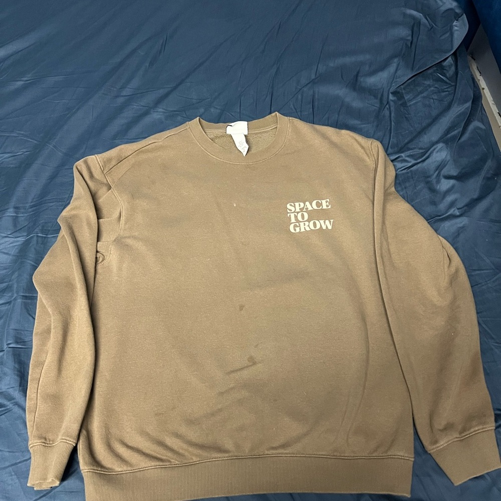 H&M Brown Crewneck Sweater Soft Casual Design
